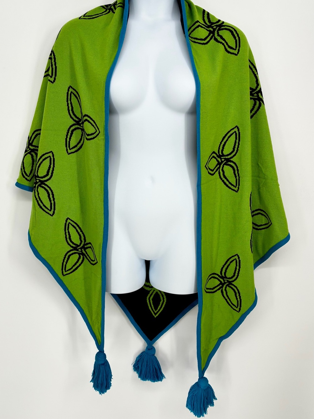Zaxzo Danish Design Merino Wool Blend Tassel Poncho Wrap Cape Green